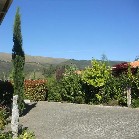 Ponte De Lima - Olival - Au Calme, Climatisee Et Chauffee - Piscine Privee Entre Et Montagne